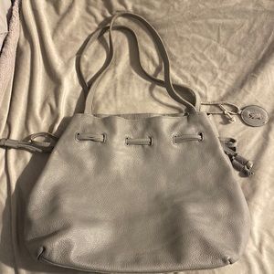 Large roots purse